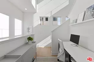 2923 Exposition Pl, Los Angeles, CA 90018 - Photo 9