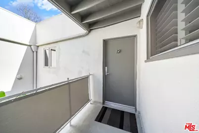 1145 Larrabee St #19, West Hollywood, CA 90069 - Photo 23