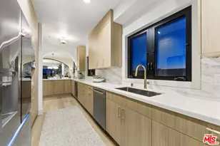 11923 Gorham Ave, Los Angeles, CA 90049 - Photo 17