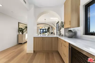 11923 Gorham Ave #201, Los Angeles, CA 90049 - Photo 21