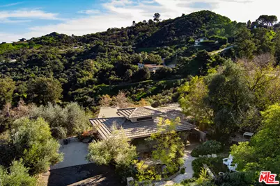 20634 Medley Ln, Topanga, CA 90290 - Photo 41