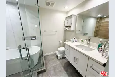 5139 Balboa Blvd #2, Encino, CA 91316 - Photo 17