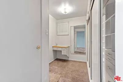 14905 Jadestone Dr, Sherman Oaks, CA 91403 - Photo 21