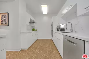 9255 Doheny Rd, West Hollywood, CA 90069 - Photo 17