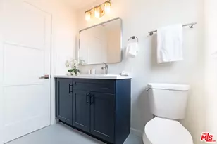 17209 Stagg St, Van Nuys, CA 91406 - Photo 29