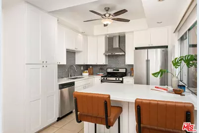 5139 Balboa Blvd #9, Encino, CA 91316 - Photo 9