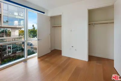 1705 Ocean Ave #208, Santa Monica, CA 90402 - Photo 25