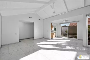 2490 Miramonte Cir, Palm Springs, CA 92264 - Photo 7