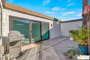 2490 Miramonte Cir, Palm Springs, CA 92264 - Photo 27