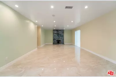 22241 Wyandotte St, Canoga Park, CA 91303 - Photo 7