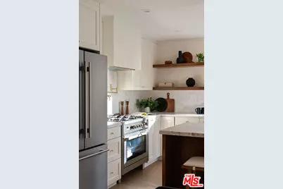 4617 10th Ave, Los Angeles, CA 90043 - Photo 11