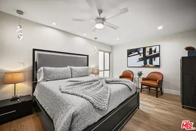 1045 N Kings Rd #108, West Hollywood, CA 90069 - Photo 17