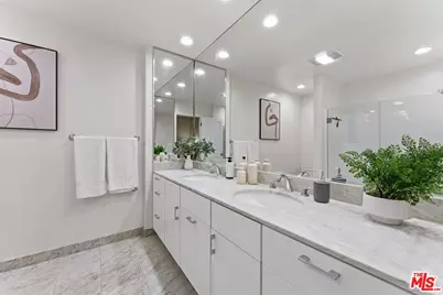 11939 Gorham Ave #103, Los Angeles, CA 90049 - Photo 19