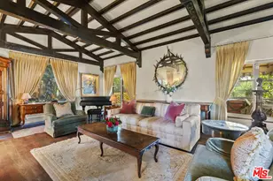 334 N Carmelina Ave, Los Angeles, CA 90049 - Photo 9