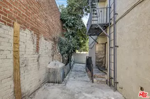 1513 W 12th Pl, Los Angeles, CA 90015 - Photo 11