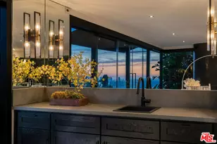 1782 Viewmont Dr, Los Angeles, CA 90069 - Photo 19