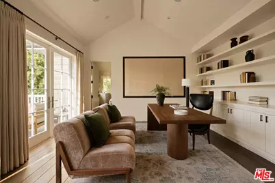1319 Amalfi Dr, Pacific Palisades, CA 90272 - Photo 15
