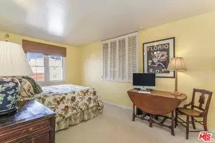 420 S Barrington Ave, Los Angeles, CA 90049 - Photo 25