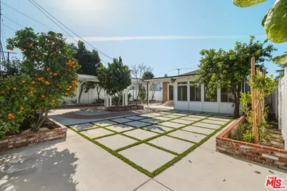 5822 Lindley Ave, Encino, CA 91316 - Photo 1