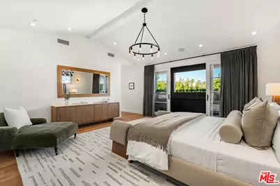 530 N Alta Vista Blvd, Los Angeles, CA 90036 - Photo 55