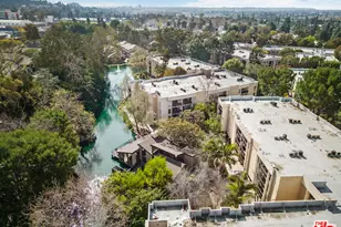 7218 Raintree Cir, Culver City, CA 90230 - Photo 37
