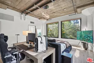 330 S 11th, Los Angeles, CA 90015 - Photo 17