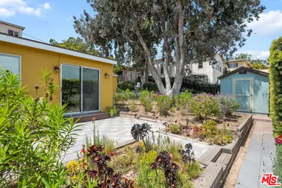 709 Ocean Park Blvd, Santa Monica, CA 90405 - Photo 3
