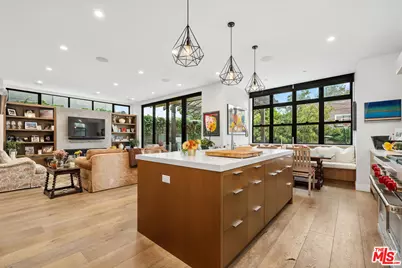 2230 Malcolm Ave, Los Angeles, CA 90064 - Photo 17