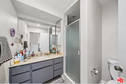 328 W 7th St, Claremont, CA 91711 - Photo 19