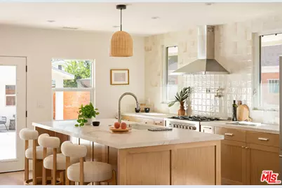 4606 10th Ave, Los Angeles, CA 90043 - Photo 9