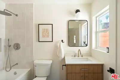 4606 10th Ave, Los Angeles, CA 90043 - Photo 29