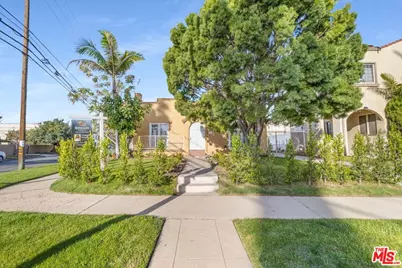 1185 S Tremaine Ave, Los Angeles, CA 90019 - Photo 49