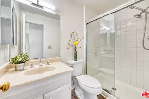 5000 S Centinela Ave, Los Angeles, CA 90066 - Photo 27