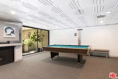 740 N Kings Rd #320, West Hollywood, CA 90069 - Photo 35