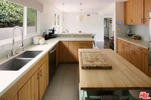 3346 Coy Dr, Sherman Oaks, CA 91423 - Photo 13