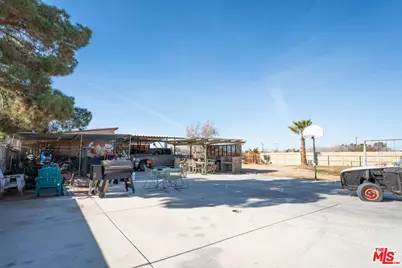 40333 E 168th St, Palmdale, CA 93591 - Photo 23