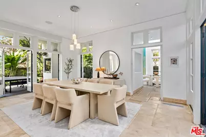 10288 Century Woods Dr, Los Angeles, CA 90067 - Photo 9