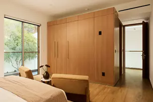 1700 Queens Ct, Los Angeles, CA 90069 - Photo 29