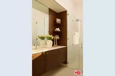 1700 Queens Ct, Los Angeles, CA 90069 - Photo 27