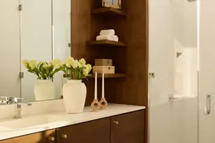 1700 Queens Ct, Los Angeles, CA 90069 - Photo 27