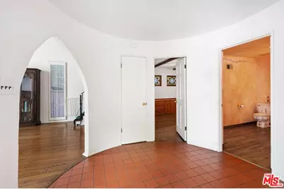 443 S Peck Dr, Beverly Hills, CA 90212 - Photo 3