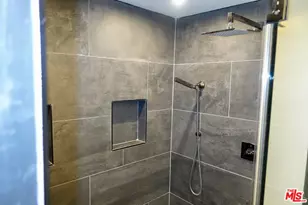 723 Westmount Dr, West Hollywood, CA 90069 - Photo 11