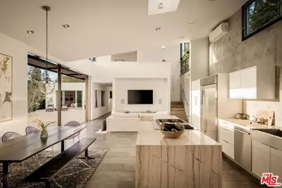 1347 Palms Blvd, Venice, CA 90291 - Photo 19