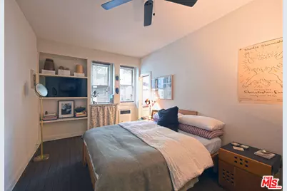 2634 N Beachwood Dr, Los Angeles, CA 90068 - Photo 31