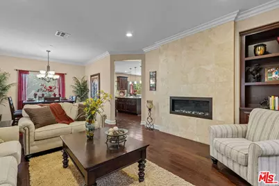 7017 Bergamot Ave, Moorpark, CA 93021 - Photo 11