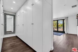 911 S Victoria Ave, Los Angeles, CA 90019 - Photo 41