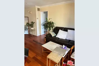 10751 Wilshire Blvd Blvd #607, Los Angeles, CA 90024 - Photo 7