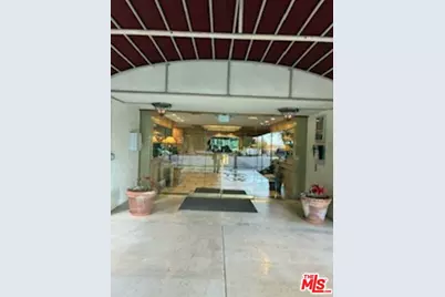 10751 Wilshire Blvd Blvd #607, Los Angeles, CA 90024 - Photo 3