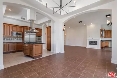 1610 Camden Ave #401, Los Angeles, CA 90025 - Photo 13