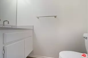 19355 Sherman Way, Reseda, CA 91335 - Photo 13